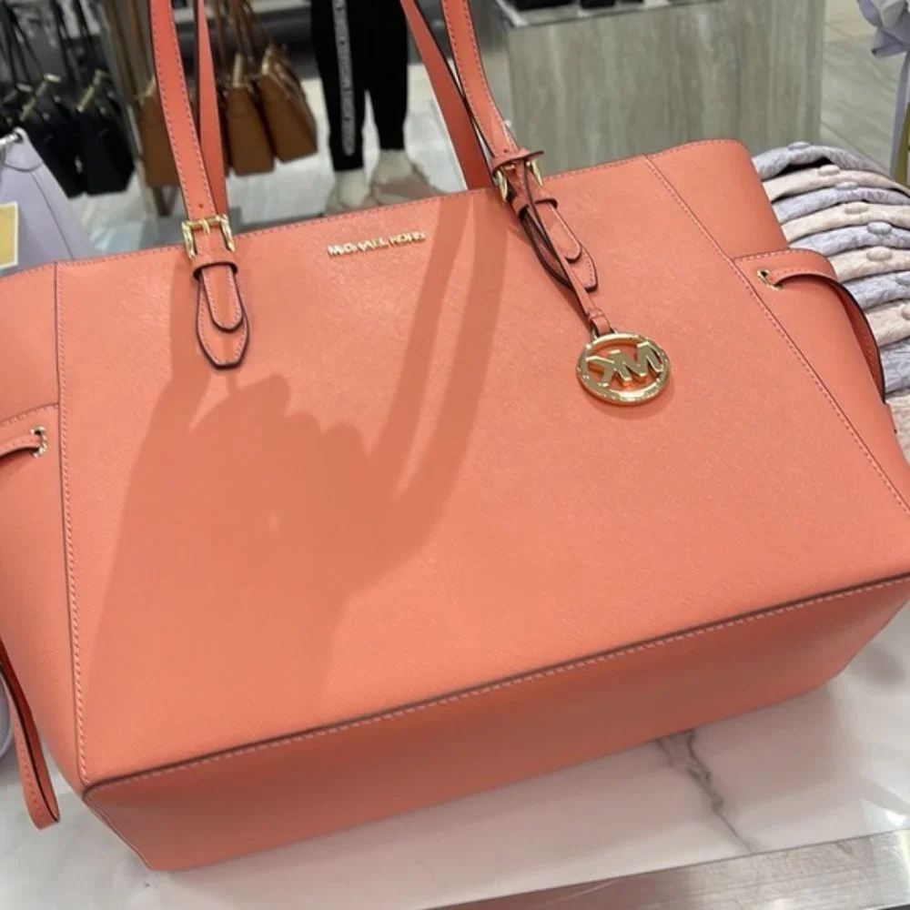 Michael Kors Gilly Large Drawstring Travel Tote Sherbert Leather - Picture 8 of 16